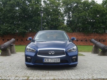 Infiniti Q50 3,0T 405 KM 7AT - Mocy moc!